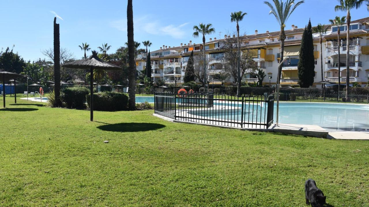Dama Boutique Apt Marbella Exterior photo